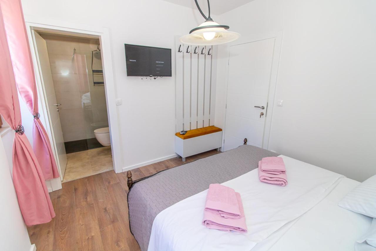 Luxury Apartments Iris Mostar Eksteriør billede