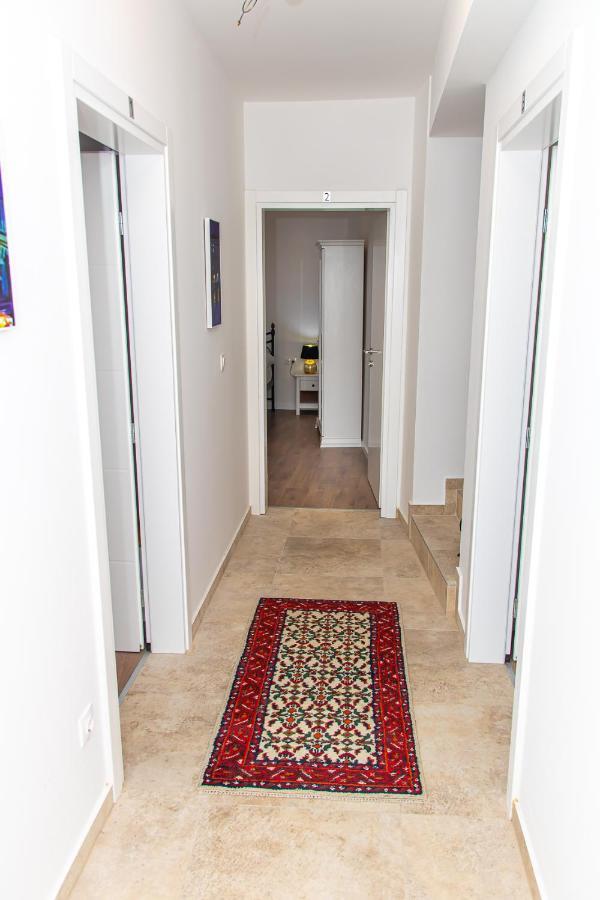 Luxury Apartments Iris Mostar Eksteriør billede