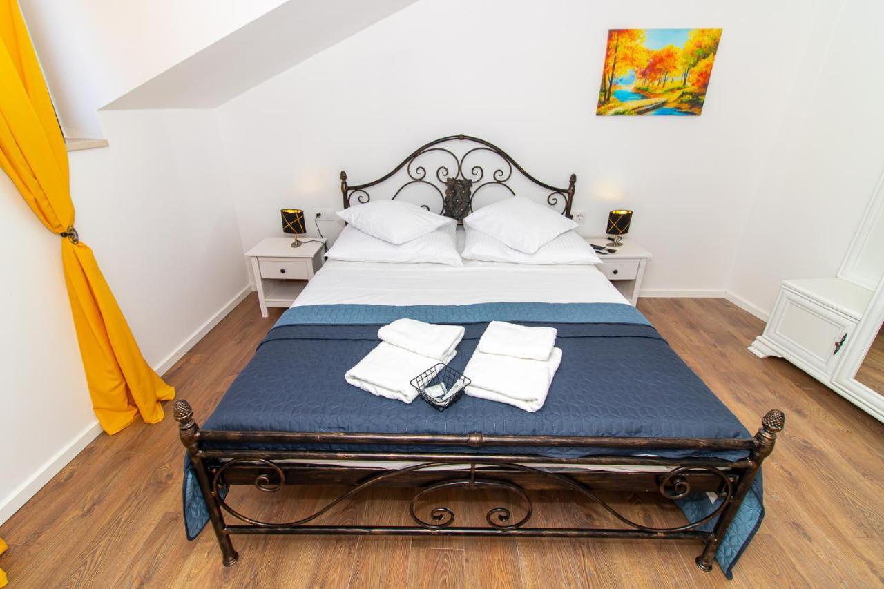Luxury Apartments Iris Mostar Eksteriør billede